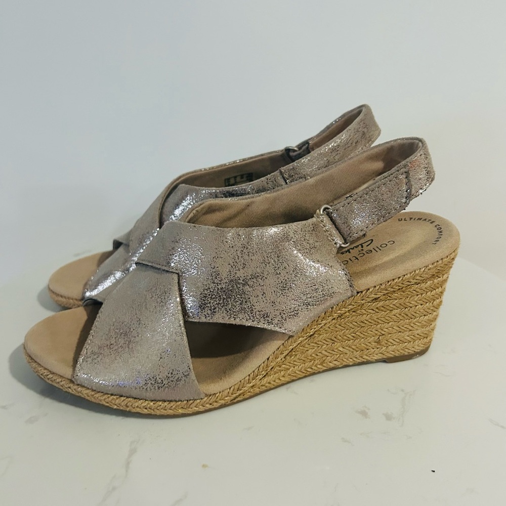 New without tags, size 8, Clark wedges